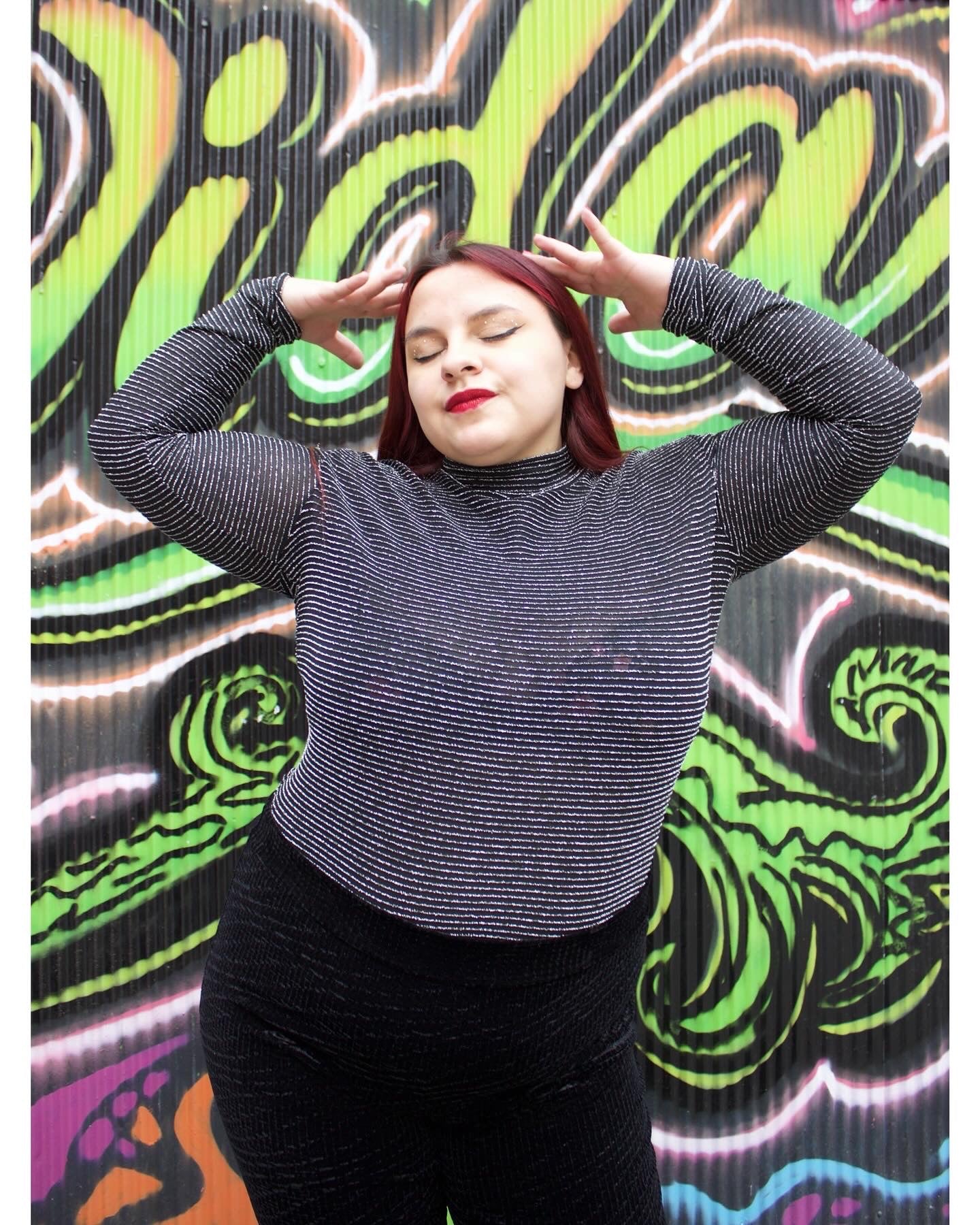 BEATLE LÍNEAS PLATEADAS