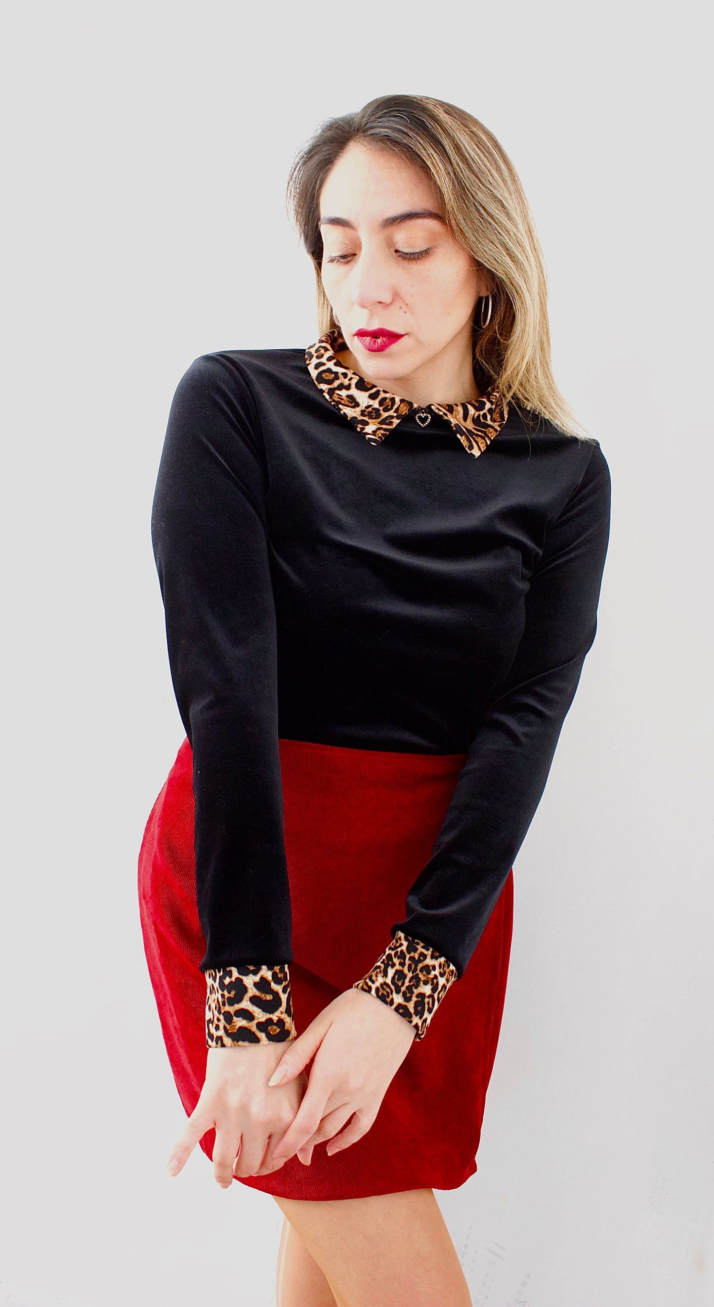 POLERA VELVET CUELLO PRINT