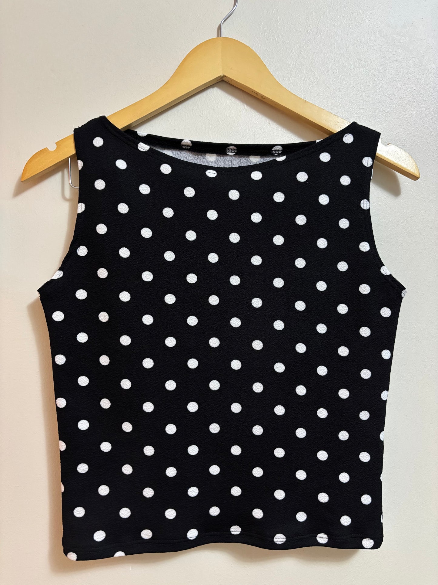 Top polka dots negro
