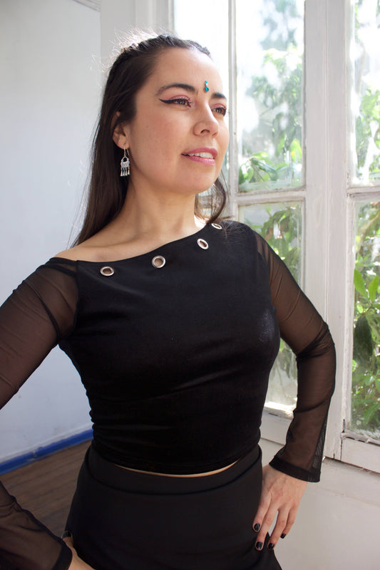 TOP VELVET OJETILLOS